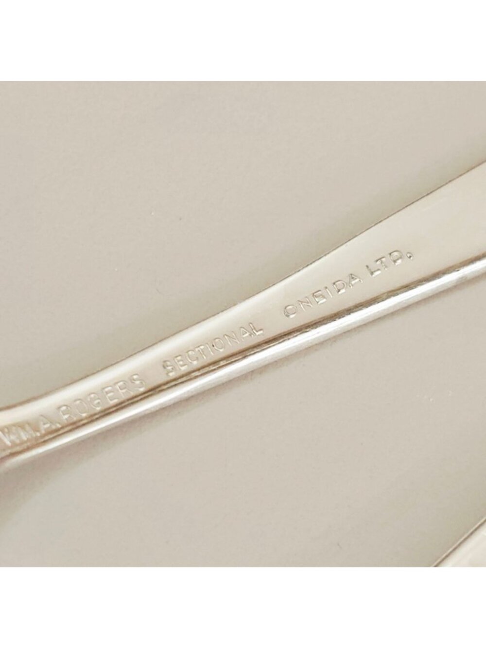 4 Oneida Lady Barbara Spoons 6" teaspoons Rogers silverplate delicate elegant di - Picture 7 of 9